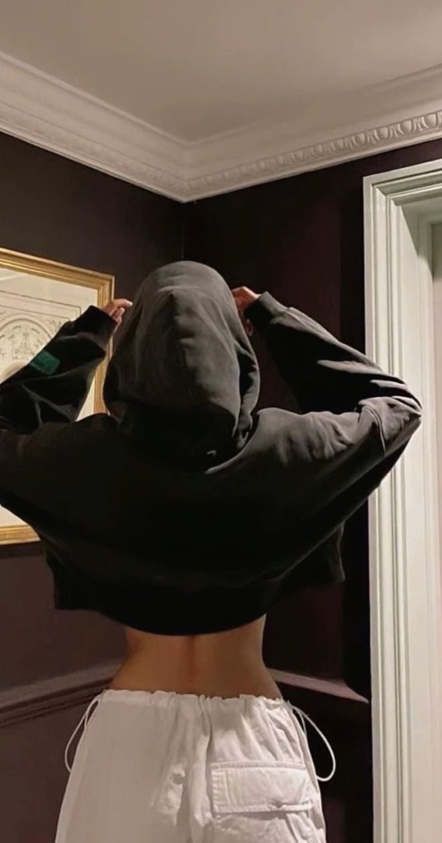 The D ☽⛤☾ tweet media