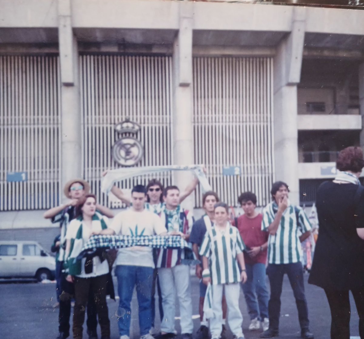 LOLA....... tweet media