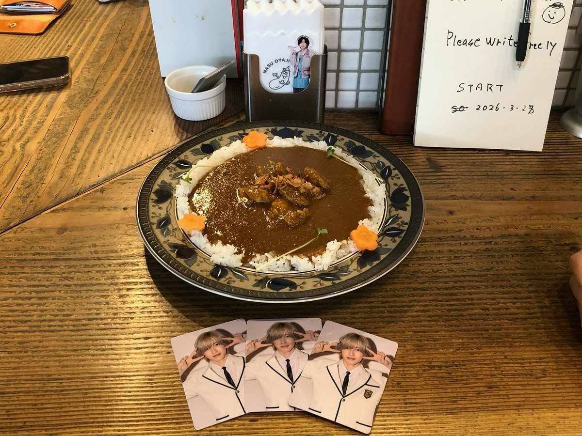 みう tweet media