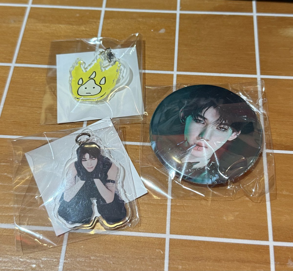 ながもち tweet media