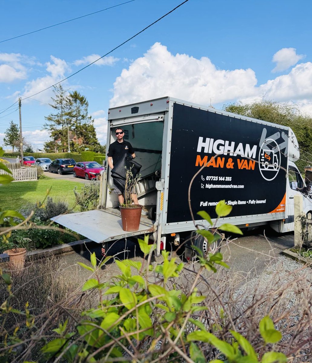 Highammanandvan's tweet image. Did you know we have a specific garden vehicle 🚚🪴👌🏼

Nobody wants dirty pots with beds🕸️🕷️🛌

#highammanandvanremovals #removals #storage #didyouknow  #5starservice #thisiswhatwedo