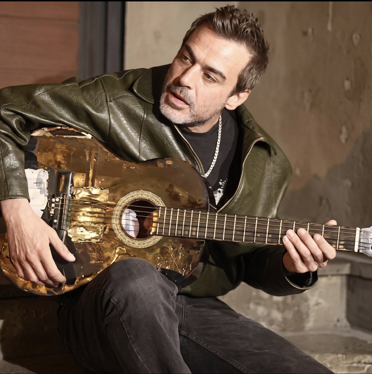 Şarkıcı Rıza Tamer hayatını kaybetti.