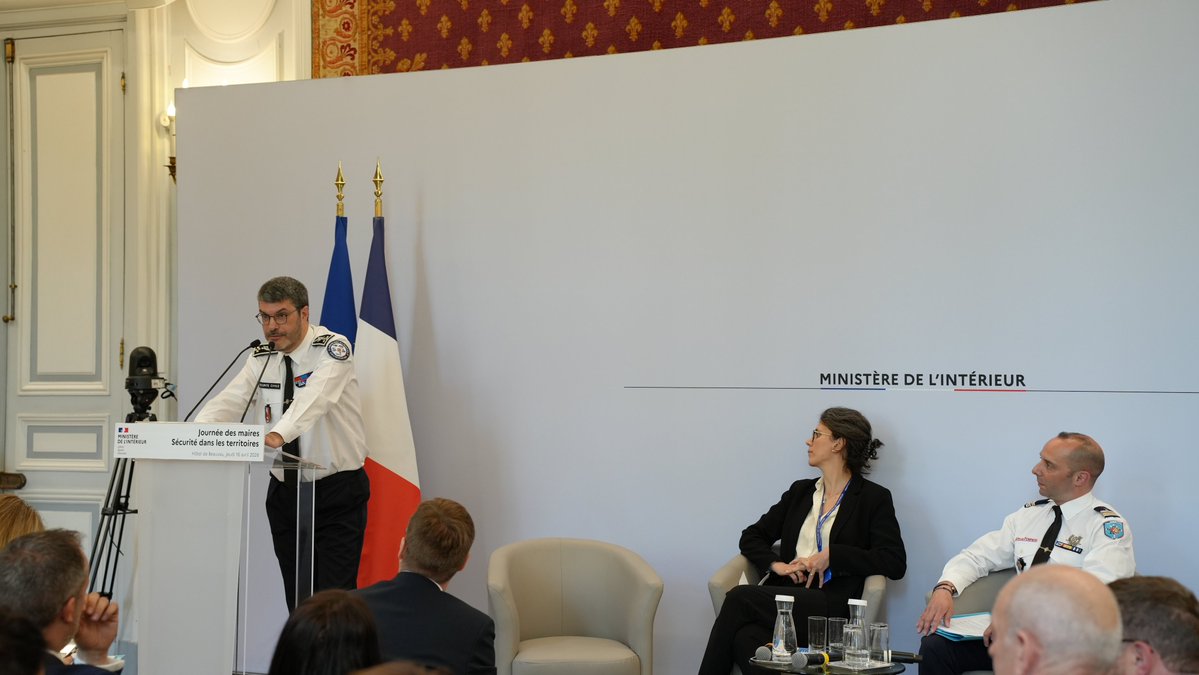 Sécurité Civile tweet media