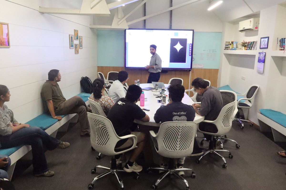 Ashank Desai Centre for Policy Studies, IIT Bombay tweet media