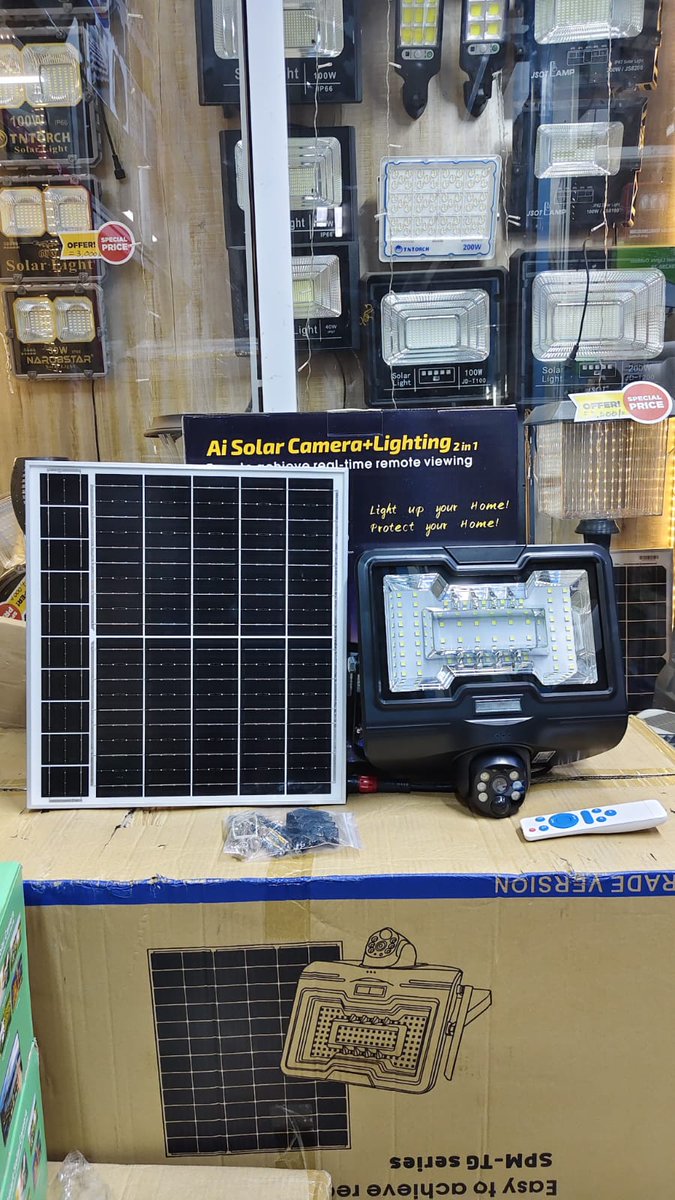 Gideon_Kitheka's tweet image. NEW ARRIVAL!

600Watts Solar Floodlight with 4G PTZ Camera
* Solar Powered.
* 4G 360 Rotating Camera.
* Motion Tracking and Two way Audio.
* Bright Continuous Floodlight.
* Auto On-Off.
* V380 Pro.

Kshs13,500/=

WhatsApp No: 0754212159 
#BushSolarLightsDelivers