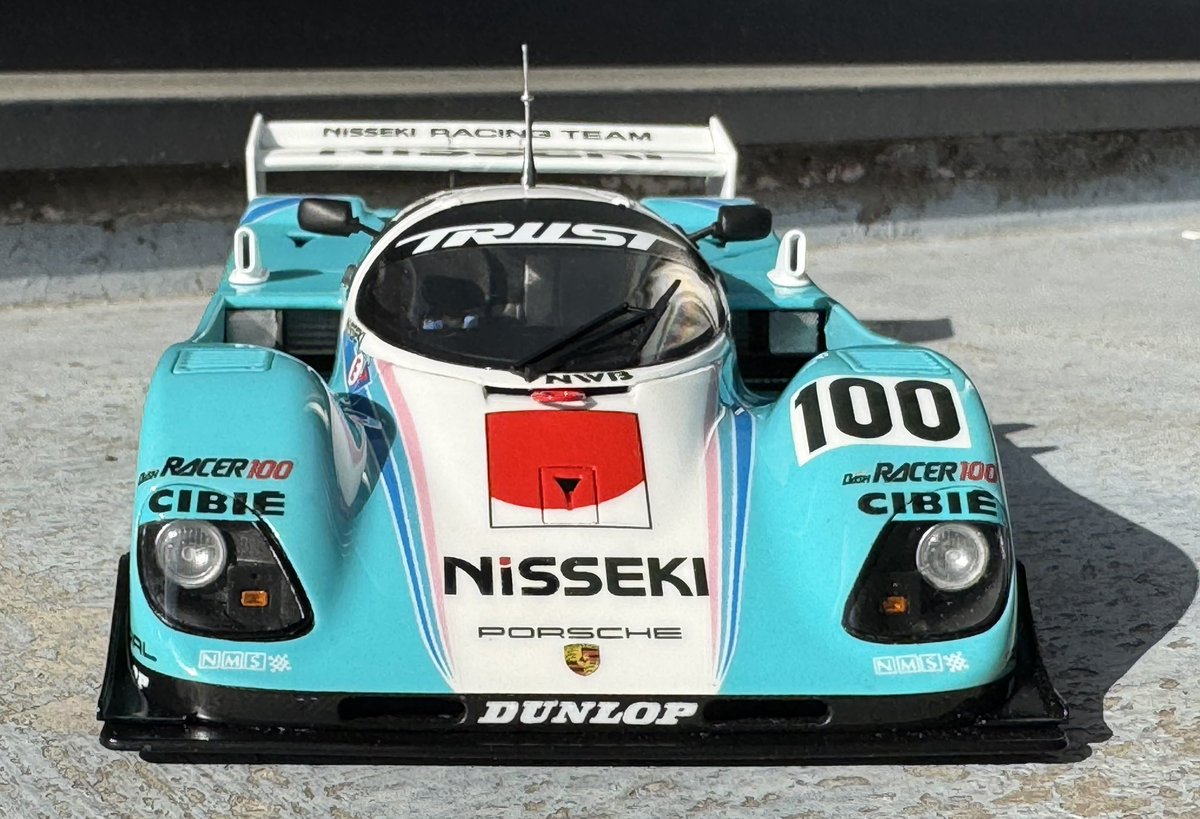 るなある tweet media