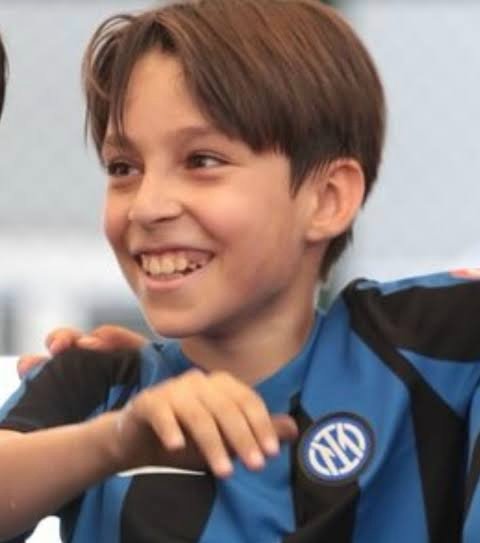 yes context tweet media