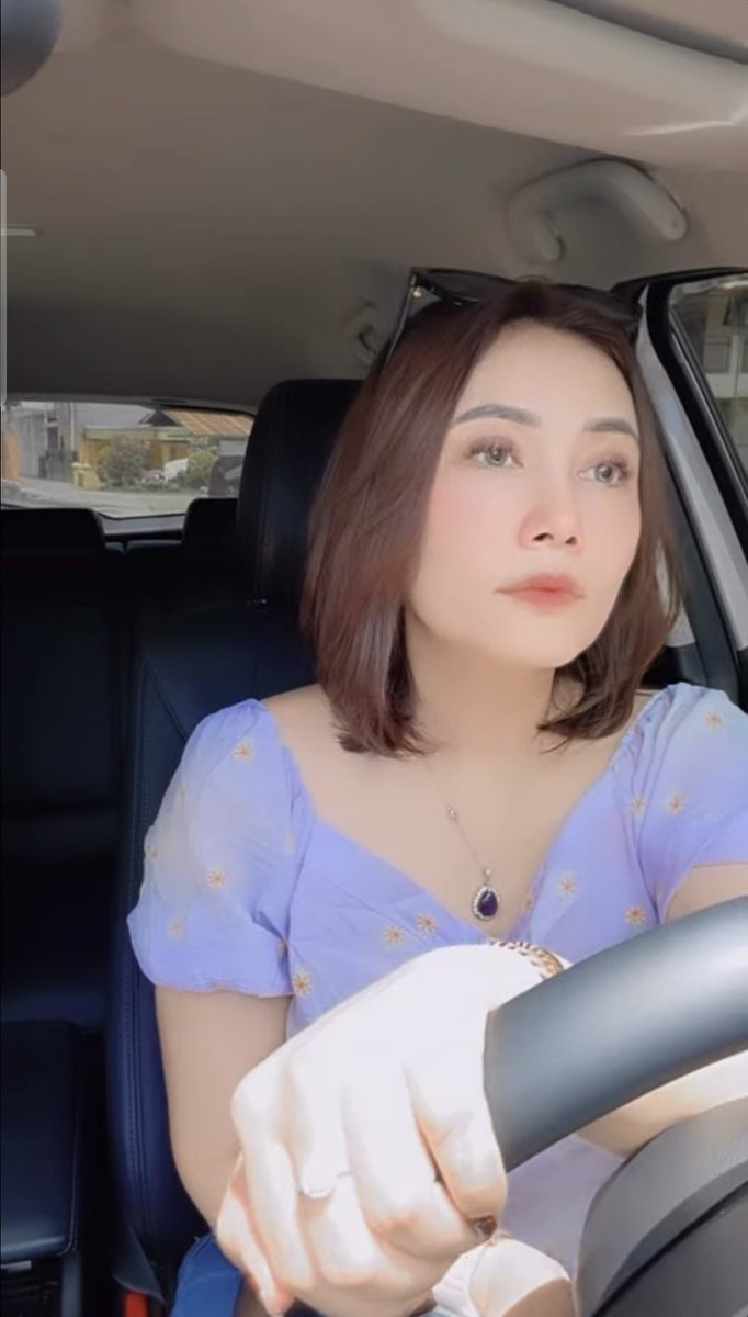 Istri Penurut tweet media