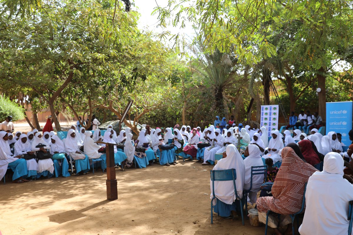 PnudNiger's tweet photo. Lancement de l'initiave"Structuration &amp; accompagnement des jeunes déscolarisés" dans le cadre du projet #emmployabilite &amp; education. Financée sur les fonds #SDG
+1 000 jeunes ciblés en phase pilote
Ensemble, investissons dans l’avenir
  @PnudNiger @Unicefniger @SNU_Niger https://t.co/kJw7m2sJMV