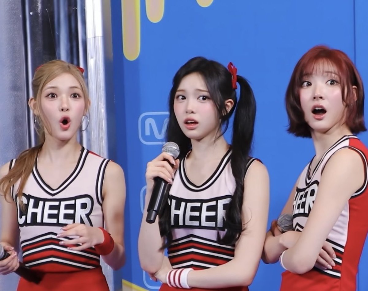 picscjiwoo's tweet photo. name this trio😯😦😮 https://t.co/79hyld35Gr