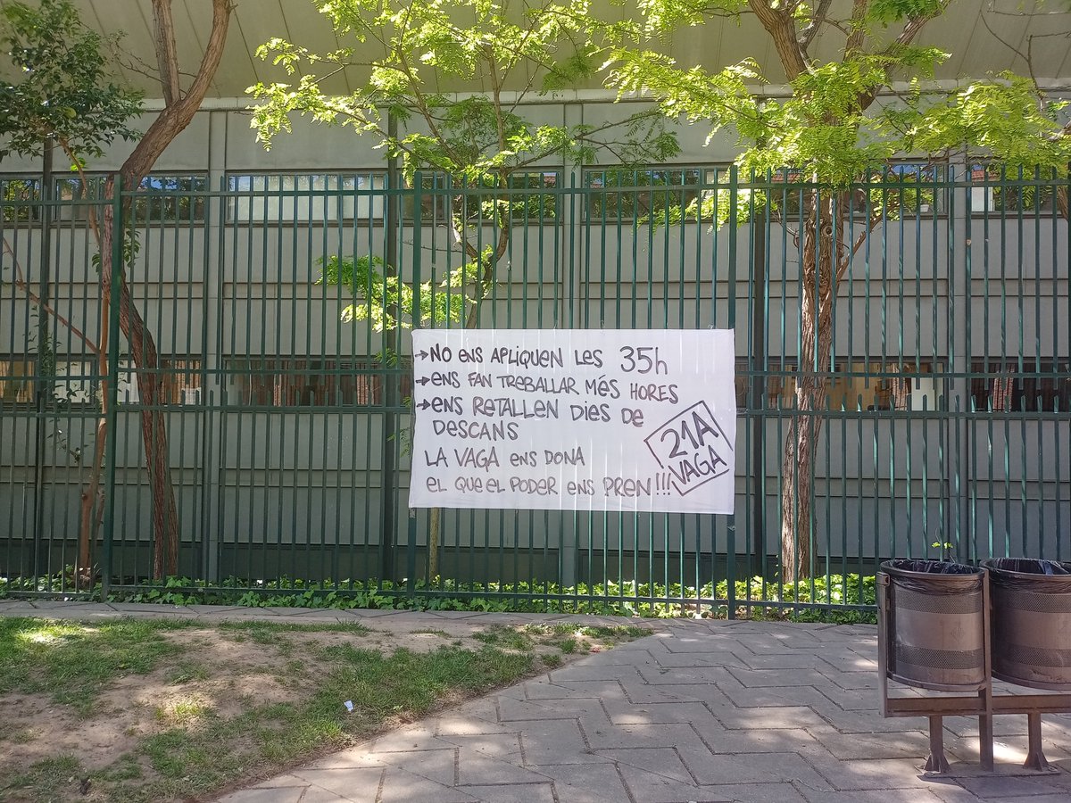Dimarts 21 vaga al SARA! Els nostres drets els defensem lluitant! 
9:30 Manifestació a C Valencia 344!  (IMSSB)