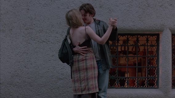 Cinema Connoisseur tweet media