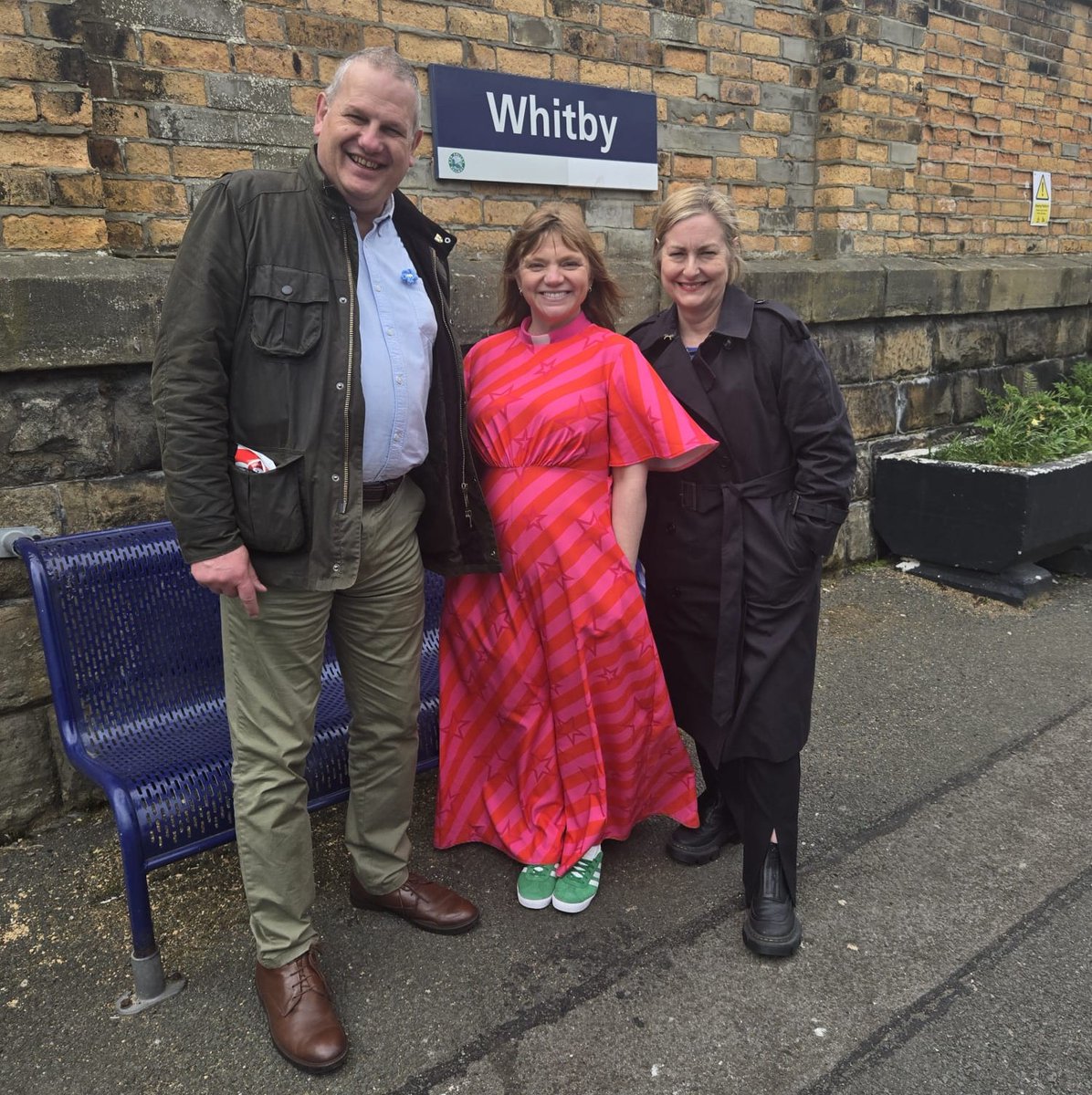 Esk Valley Railway tweet media