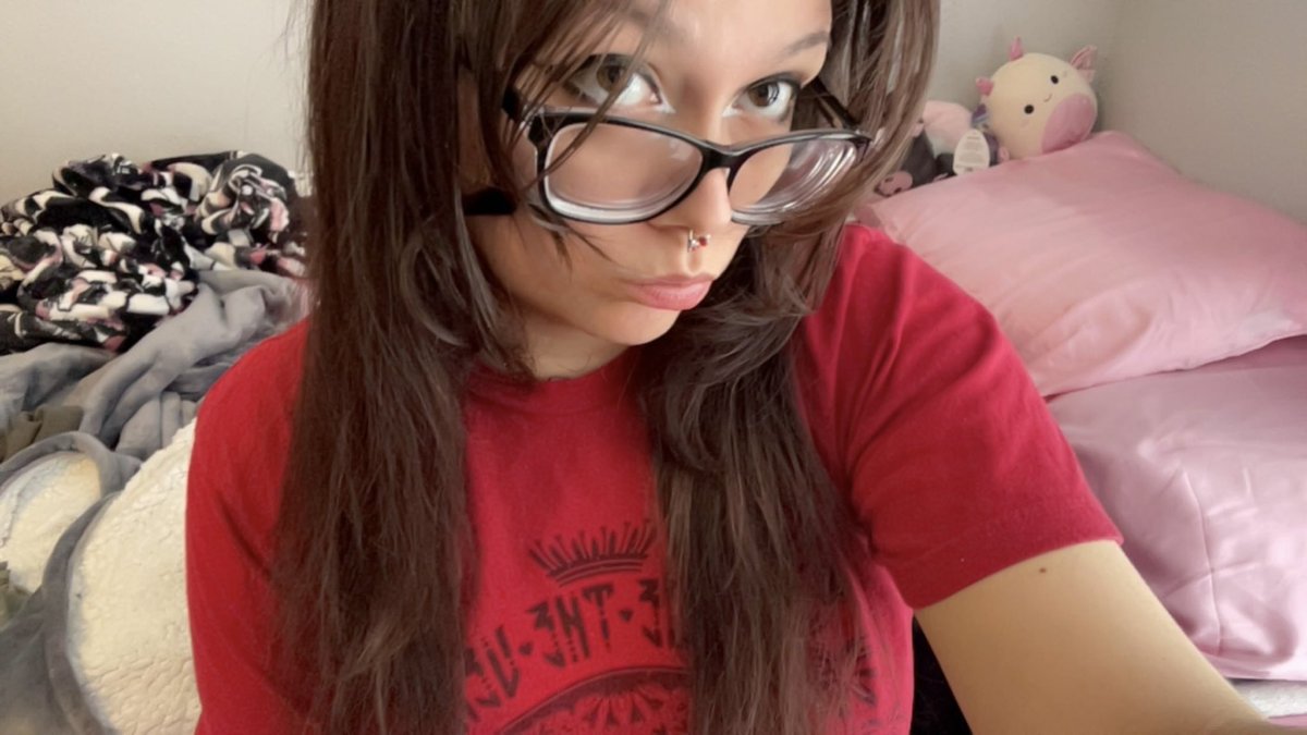 CoffeE-girl :3 tweet media