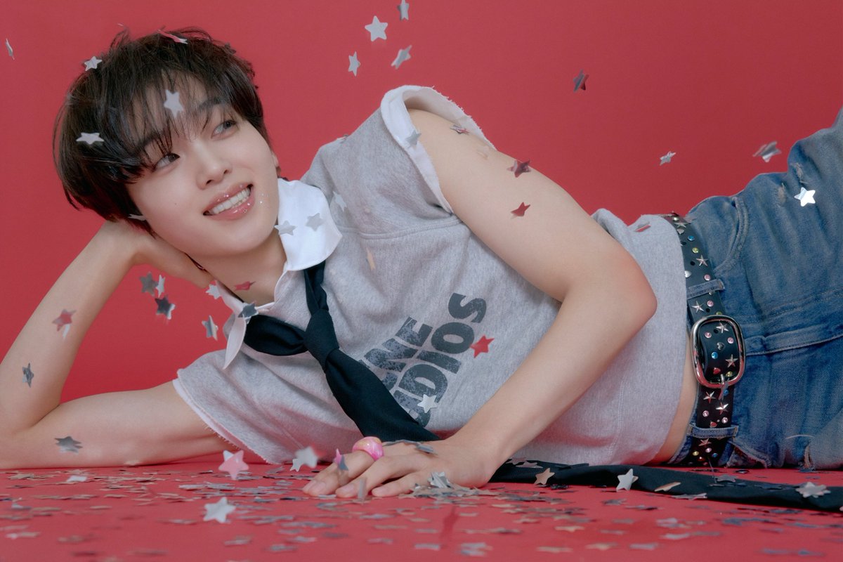 미남은 평가하는 게 아니라 감상하는 거야

#크래비티 #CRAVITY #형준 #HYEONGJUN