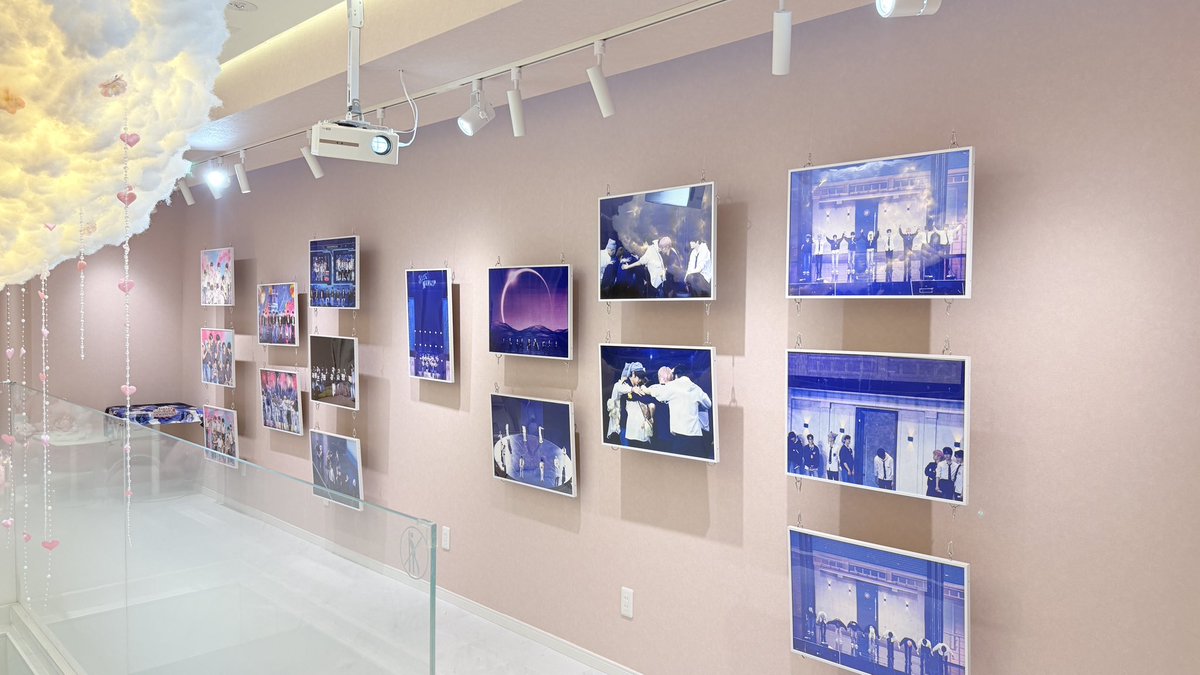 MeromeroCafe tweet media