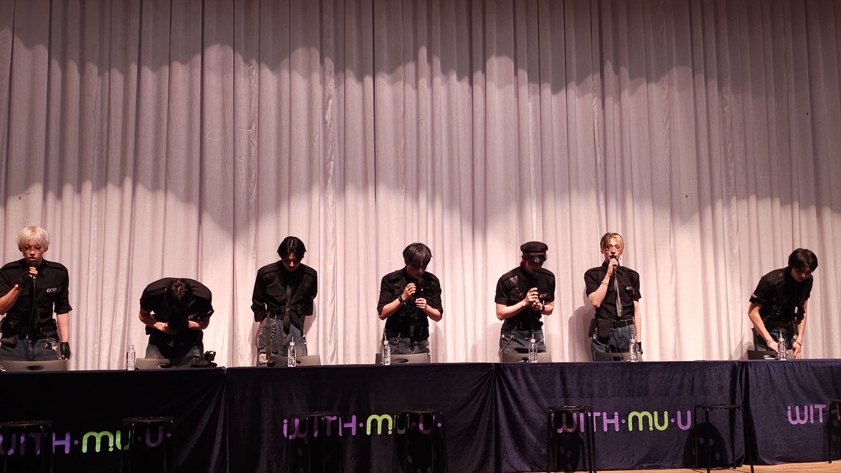 🦌케이🦌Misery Business Jiho tweet media