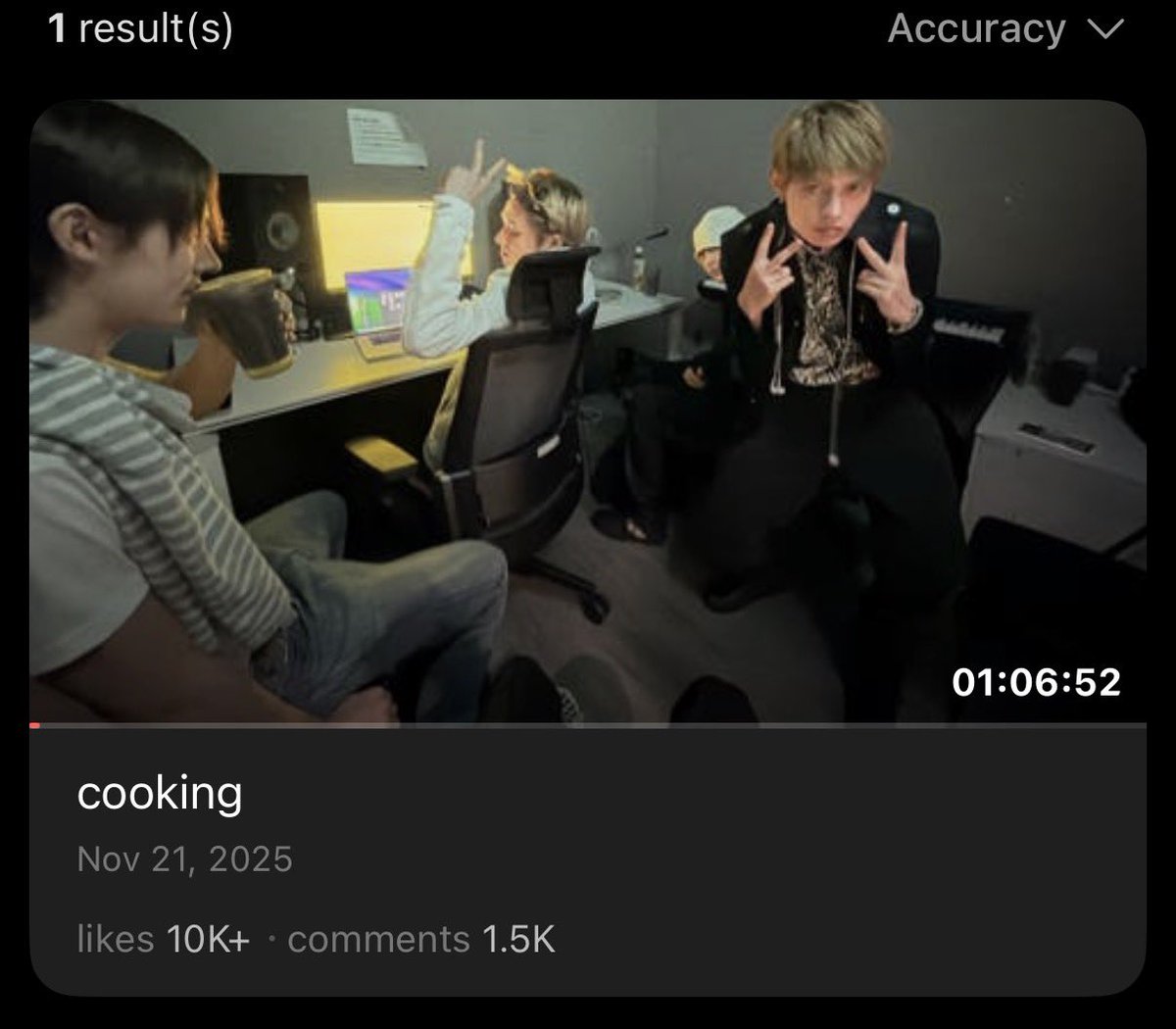 ella ❋ tweet media