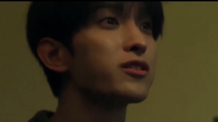 vivianne tweet media