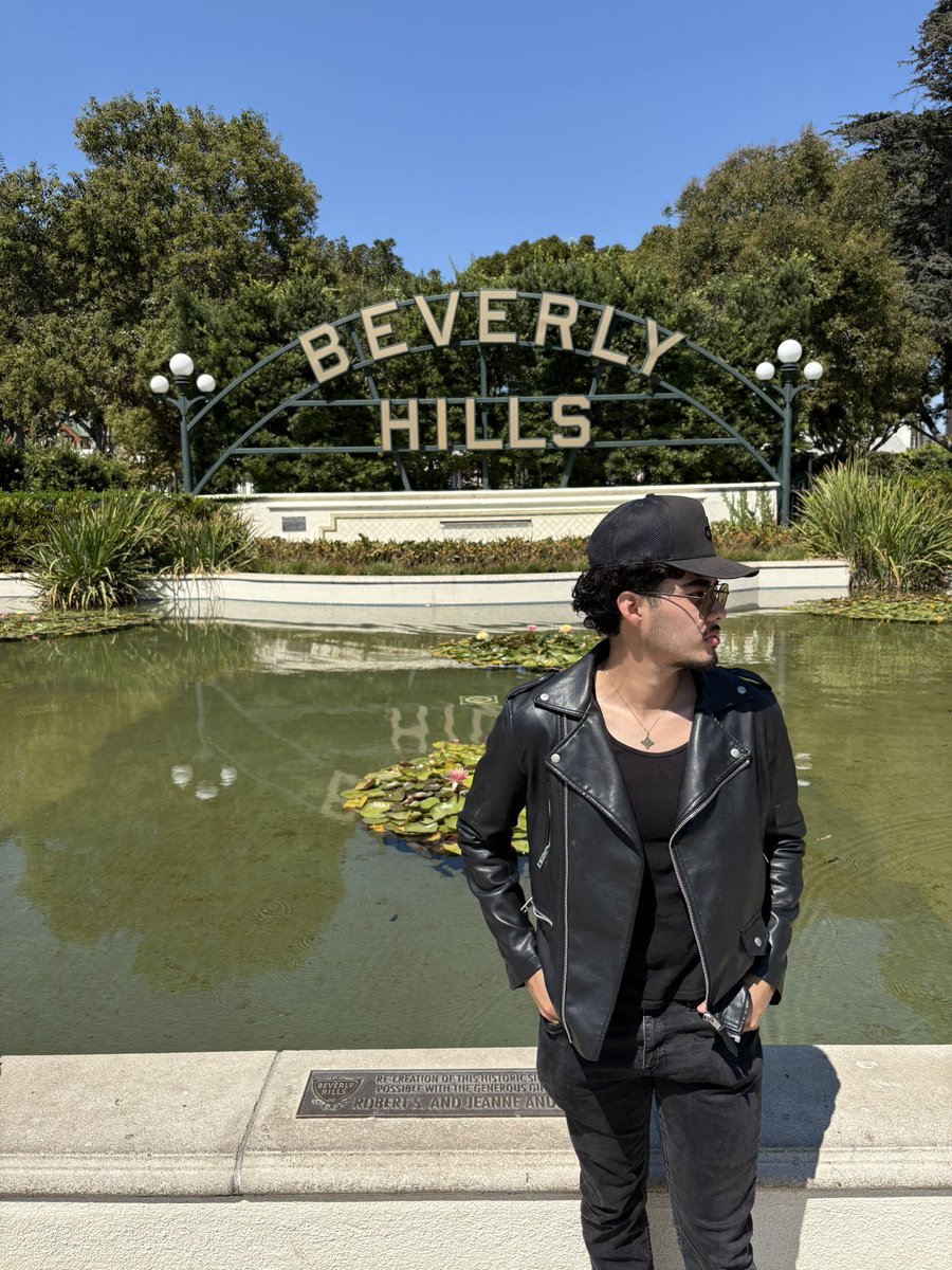 come4mej tweet media