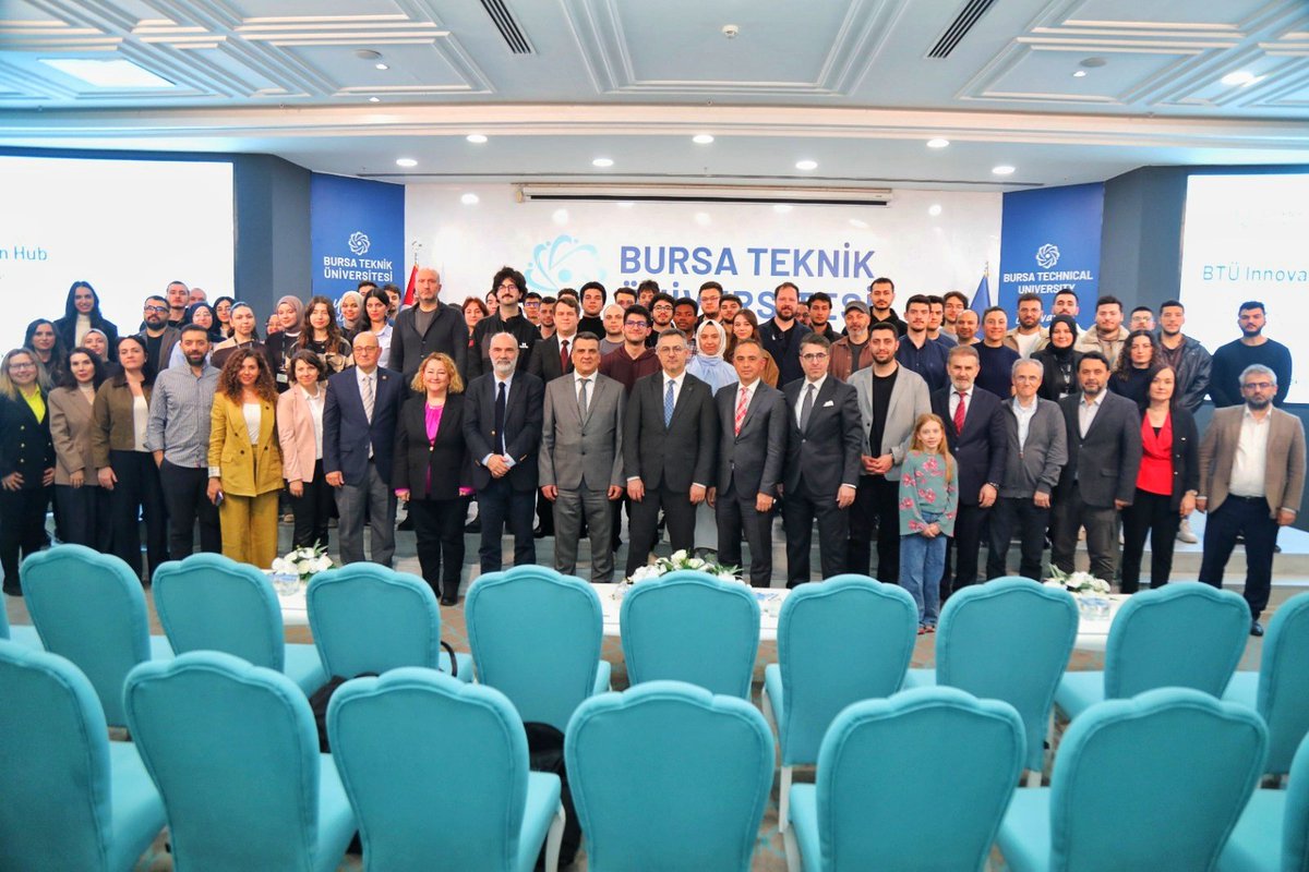 omerkocakusak's tweet photo. Bursa Teknik Üniversitesi bünyesinde kurulan BTÜ Innovation Hub - Ön Kuluçka Merkezi açılışını gerçekleştirdik. 

​Üniversitemizin inovasyon odaklı vizyonunu güçlendiren bu değerli merkezi hayata geçiren Rektör Prof. Dr. Naci Çağlar ve tüm ekibi tebrik ederim.
#bursa #btü https://t.co/gfLHUAr7wF