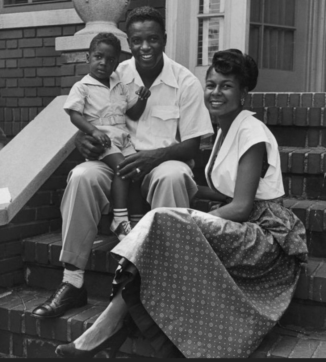 Aly Sand tweet media