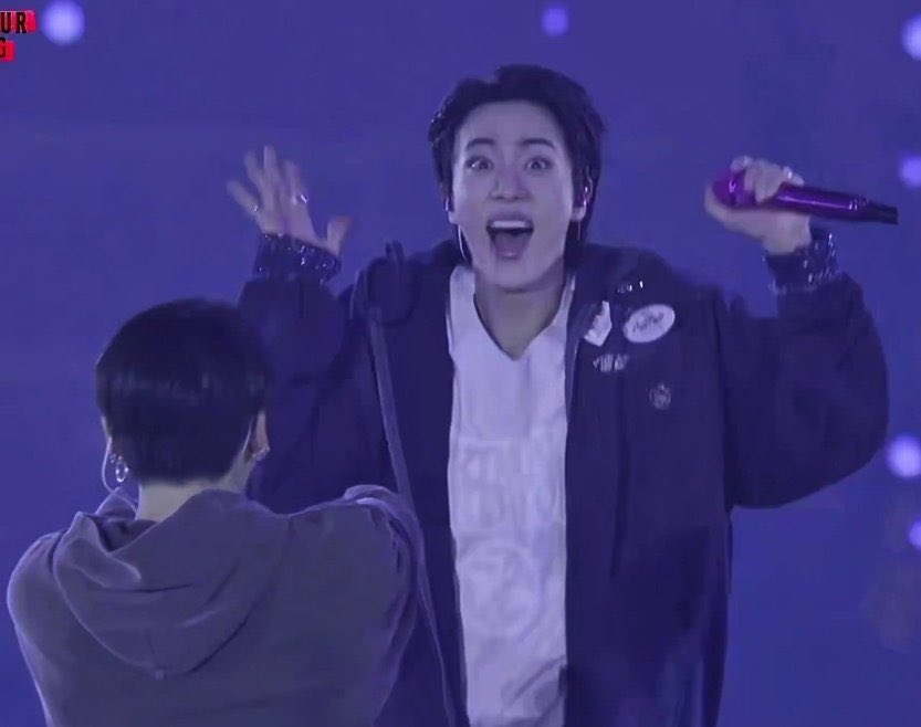 seokjinnie's cheeks 👨🏻‍🚀💙 tweet media