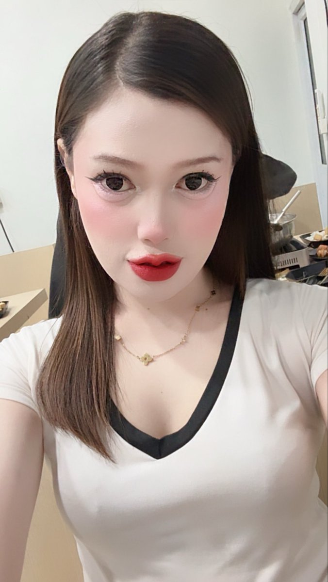 สาวยะลาขาวๆอวบๆ tweet media