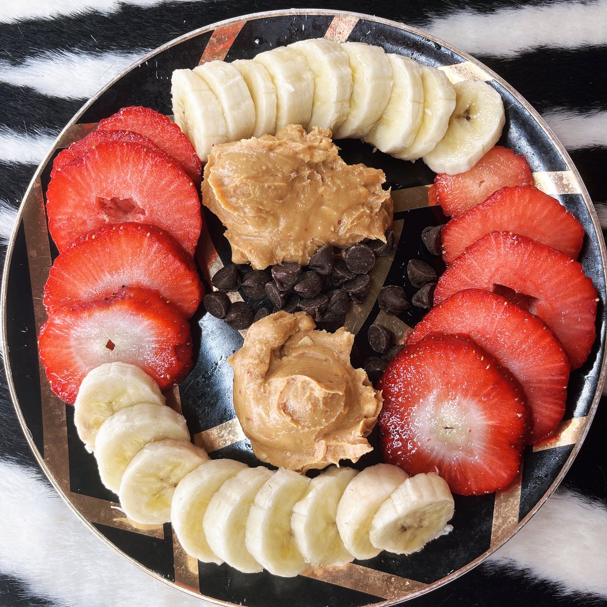 melissamo16's tweet image. Examples of #meals that I’ve prepared along the years &amp;amp; that contain produce that promote heart 🫀health as one of the benefits related to consuming them: bananas 🍌, avocados 🥑 &amp;amp; leafy 🥬 greens (in this case, spinach) #healthyishattempt #foodwithbenefits #mealideas #yummyfood