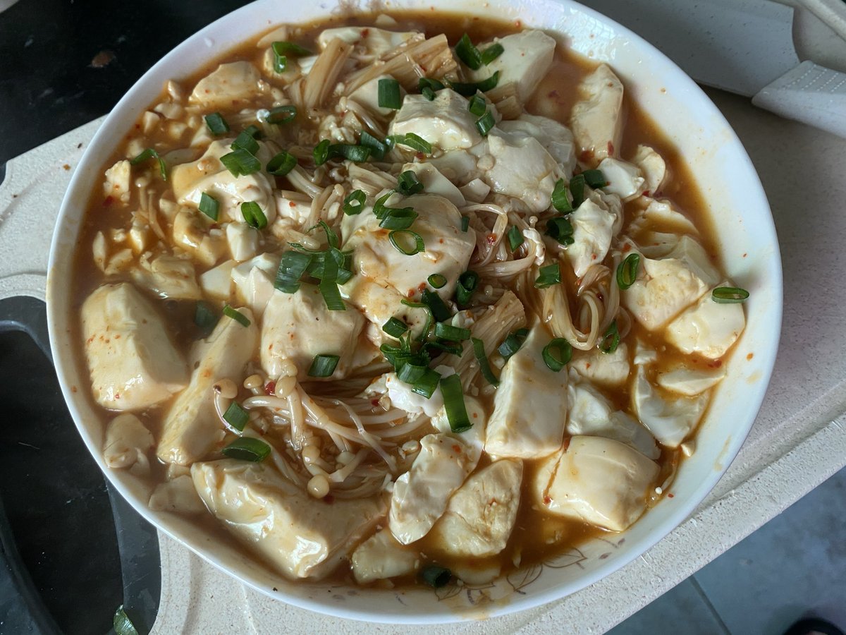 我想一天睡25h tweet media