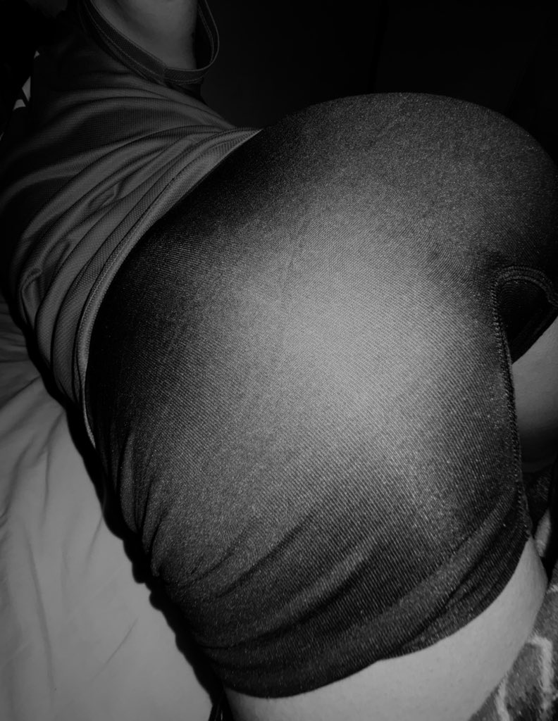 Sdkatzwoo's tweet photo. Chudai 🍑 #chudai #gay #morbo https://t.co/RxYB8sB0gd