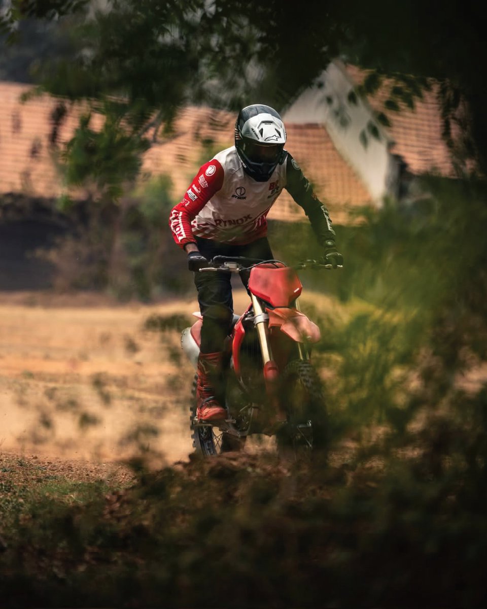 Ducati_India's tweet image. We're handing the lens to the community, because no one captures the Ducati life better than the ones living it.

Tag us and use #DucatiLife to be featured.

#DucatiLife #FeatureFriday #DucatiIndia #Ducati #RideRed