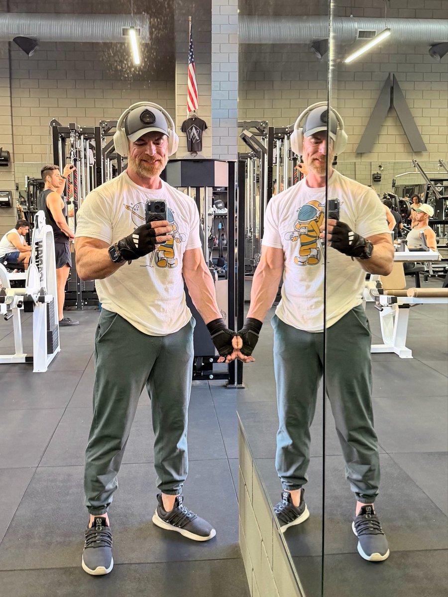 ⚡️Christopher⚡️ tweet media