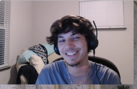 ChadBenz_'s tweet image. editing a video and paused it at this and it is just screaming in my face how bad i need a haircut #fries #getarealjobloser