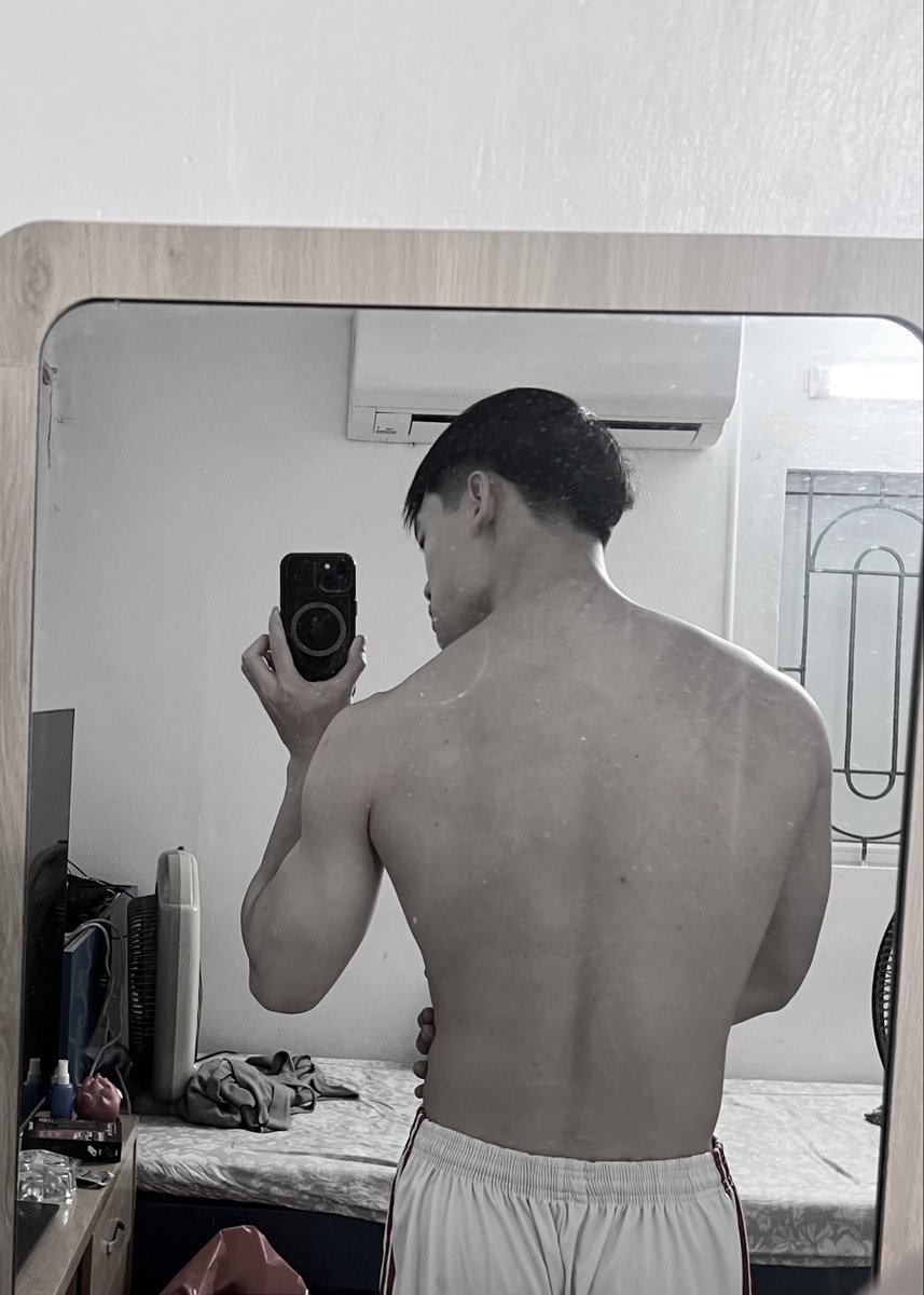 Minh tweet media