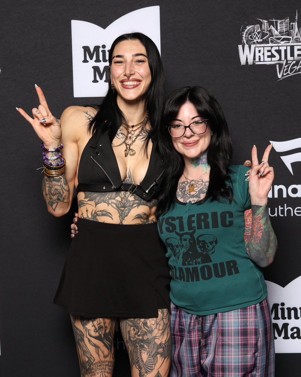 ::ALYCE:: tweet media