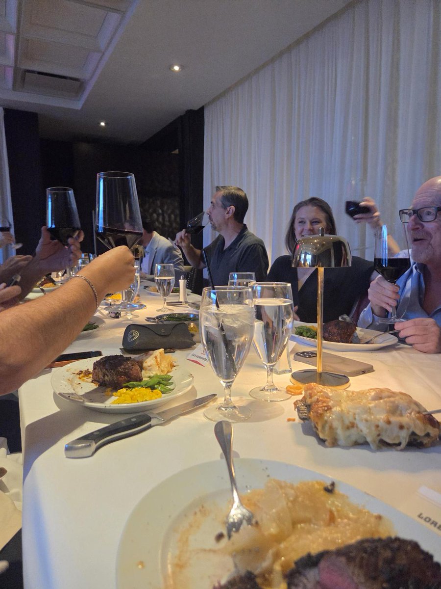 MicroAge's tweet photo. MicroAge hosted an incredible Q1 Top Gun dinner at Steak 44 last night. A huge thanks to our partners — @barracuda, @ExaGrid, @Fortinet, and @ninjaone — for making this an evening none of us will forget!
#MicroAge #CompanyCulture #TeamMicroAge #CelebratingSuccess https://t.co/r45lDGfEHL