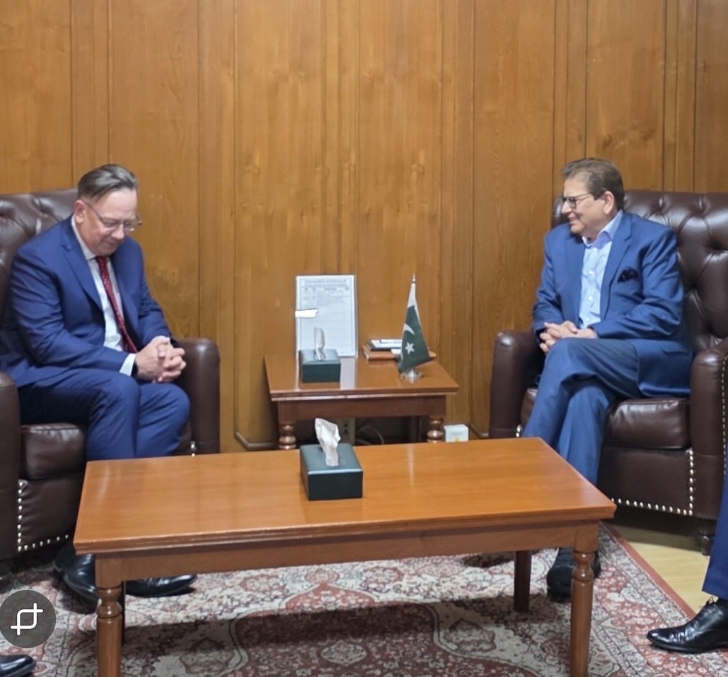 AmbassadorSadiq's tweet photo. Met HE Maciej Pisarski, Ambassador of Poland to Pakistan. Had a productive discussion on regional developments, with a focus on terrorism and international terrorist groups, security, and cross-border terrorist attacks. We agreed that the terror groups are not only a threat for Pakistan and the region but for the countries beyond the region.