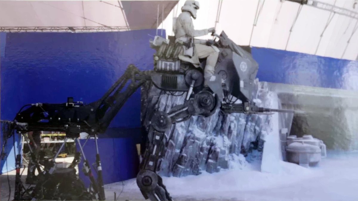 PaulRMQ's tweet image. A little glimpse behind the curtain courtesy of #Tested #starwars #MandalorianandGrogu ...