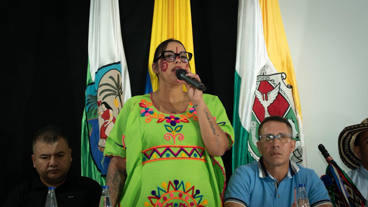 RenovacionCo's tweet photo. El presidente @petrogustavo le cumple a los #PDET. Desde Amalfi, Antioquia el director de la ART @Rauldelgado58, inicia el cierre del tercer momento del proceso de actualización y revisión del PATR (Planes de Acción para la Transformación Regional) de la Subregión PDET Bajo Cauca y Nordeste Antioqueño acompañado de Eugenio Prieto, Director de Planeación de la @GobAntioquia, los alcaldes de Cáceres, Anorí, Briceño, Amalfi, Zaragoza, Ituango, Nechí, Valdivia, Tarazá y Valdivia junto a los lideres y lideresas que integran las mesas comunitarias #PDET y el Mecanismo Especial de Consulta MEC, donde se agrupan campesinos, afro, indígenas, mujeres, comunidad LGTBIQ+, jóvenes, firmantes de paz y victimas. Este proceso define la ruta de transformación territorial con el capítulo de programas y proyectos que prioriza las inversiones para las 16 subregiones #PDET en el contexto del cumplimiento del Acuerdo de Paz. En el #GobiernoDelCambio para esta subregión #PDET a través de todas las fuentes de financiación (PGN - ART, #ObrasXImpuestos, Regalías para la Paz, Regalías Territoriales) se han aprobado 196 proyectos por más de Un billón de pesos #ConDignidadCumplimos