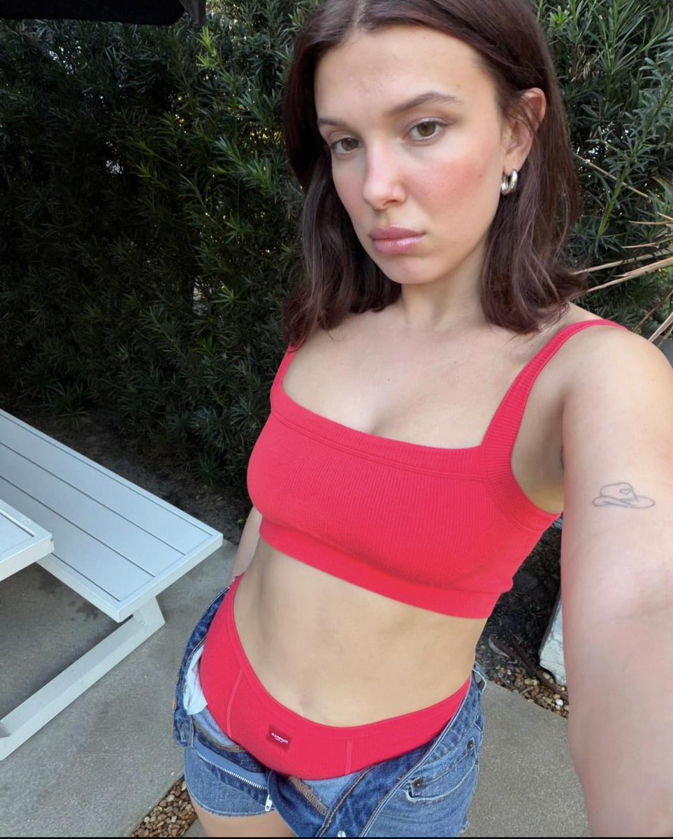 ᴬᵈᵈⁱᶜᵗⁱᵒⁿ♡ⁱˡˡⁱ✨ tweet media