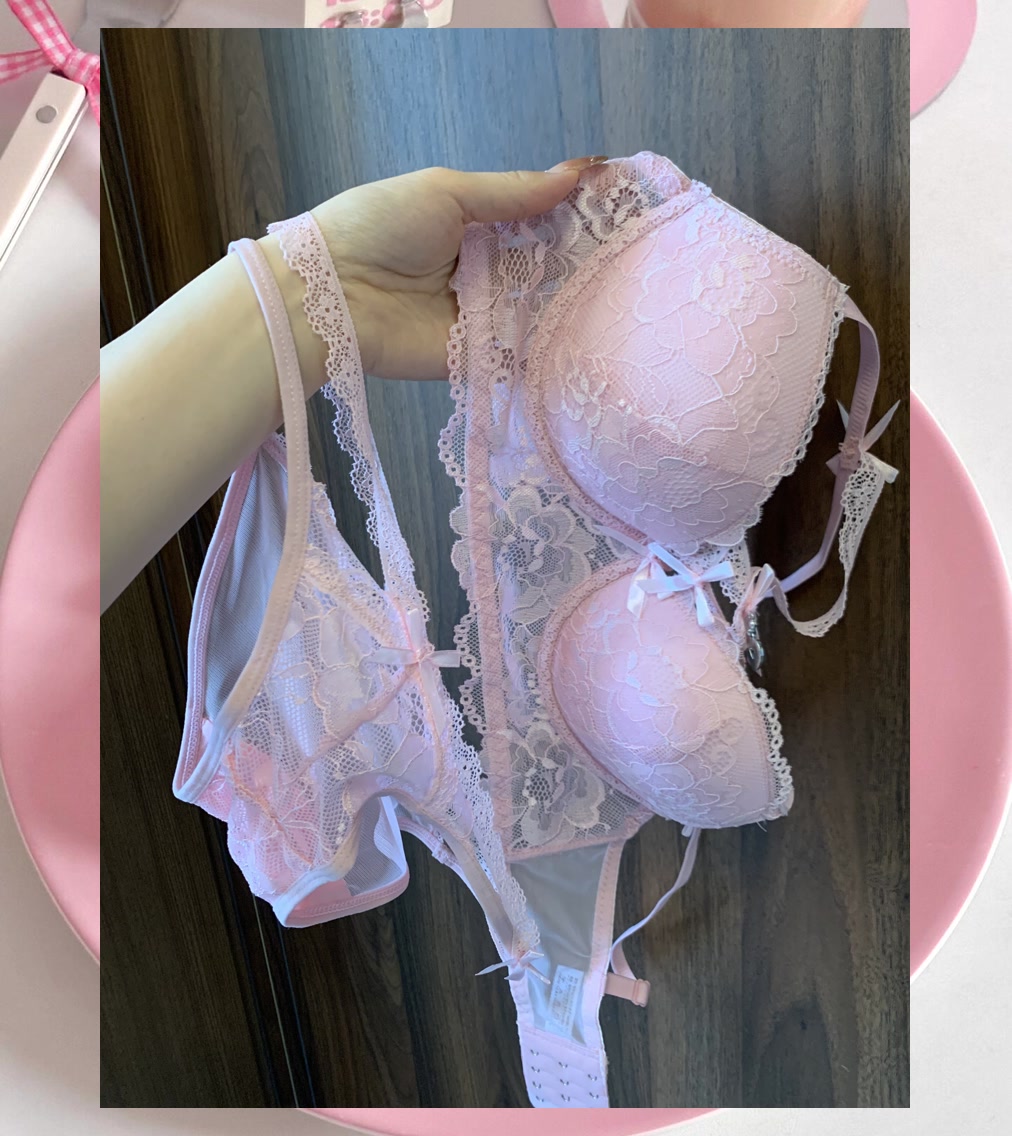 Ashley Harris tweet media