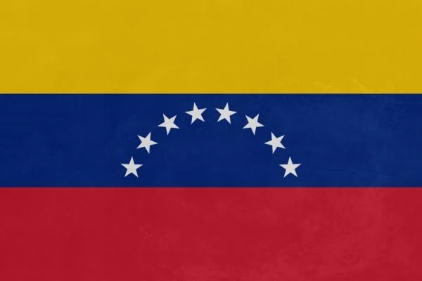 CriptoNoticias's tweet photo. 🇻🇪 #Binance integra bancos públicos venezolanos tras flexibilización de sanciones de EE. UU.

Los usuarios pueden elegir el Banco de Venezuela, Banco del Tesoro o el Banco Digital de los Trabajadores en el P2P de Binance. https://t.co/dxYpucwW0o