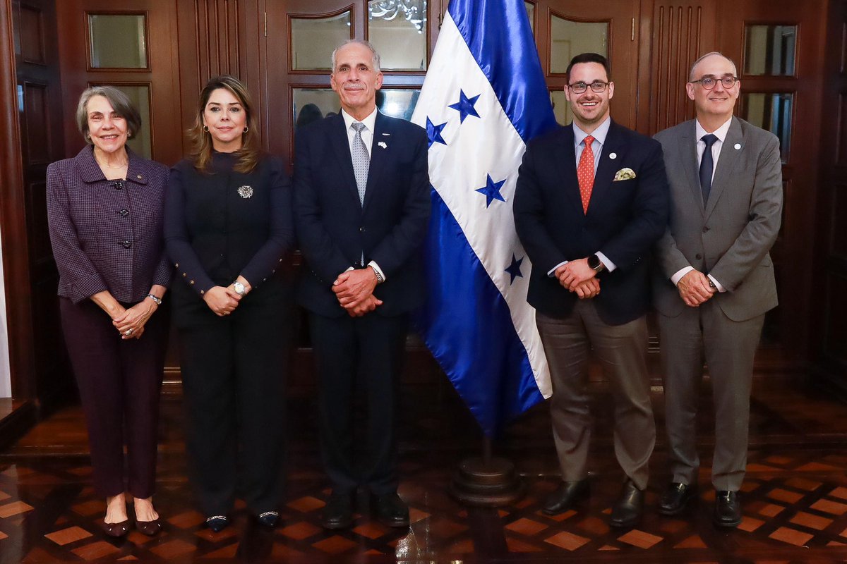IRI América Latina y el Caribe tweet media