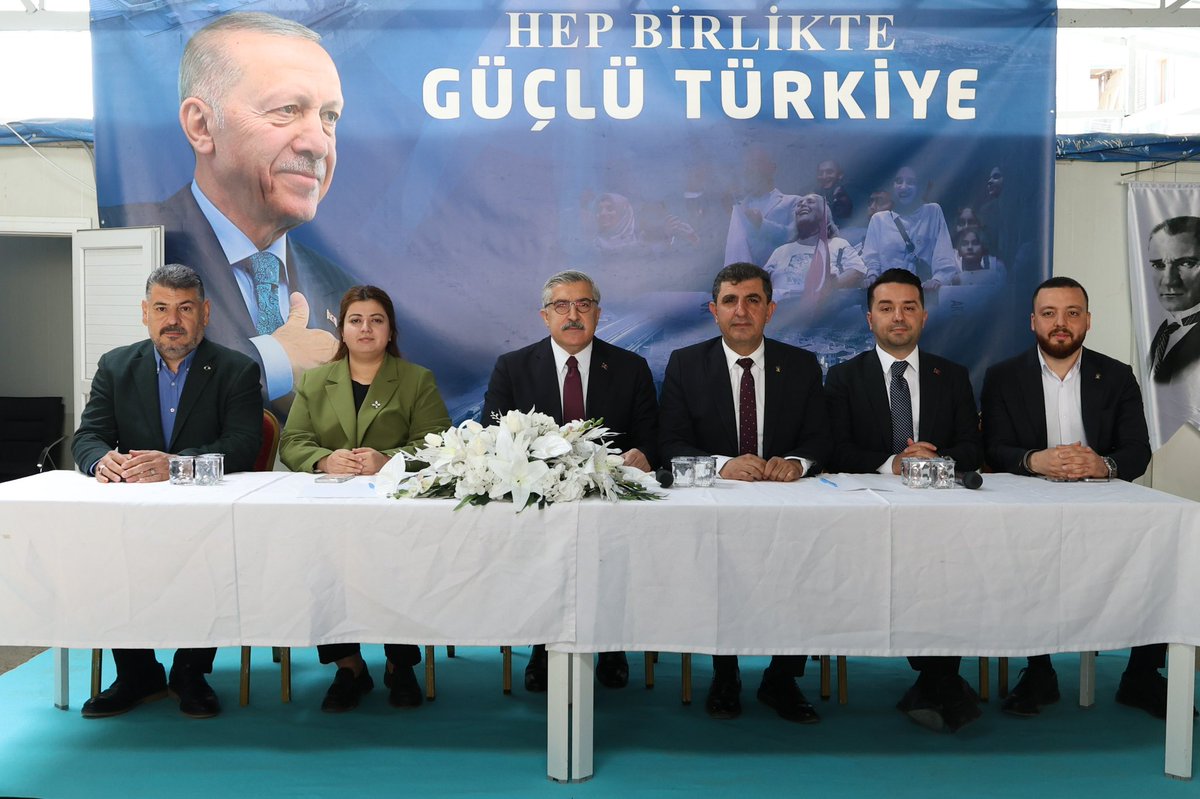 📍Hatay

Hatay İl Başkanımız Mustafa Erdoğan ile birlikte 3 kademeli teşkilat toplantımızı gerçekleştirdik. 

İl  teşkilatlarımızla bir araya gelerek saha çalışmalarımızı değerlendirdik, önümüzdeki sürece dair istişarelerde bulunduk.

Hatay için çalışmaya, Hatay için üretmeye ve