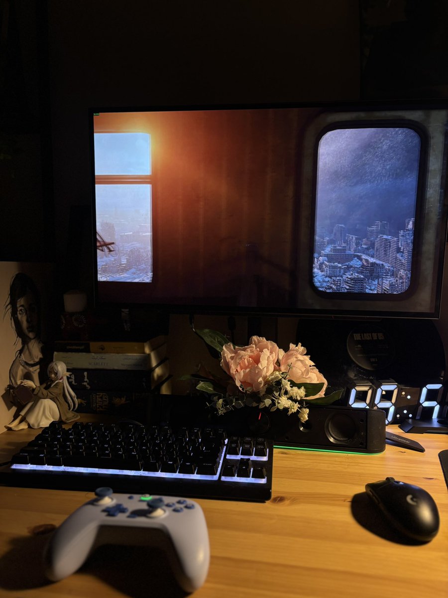 I’ve wanted to try #MetroExodus for so long, but had no time at all. Finally, I can enjoy it!