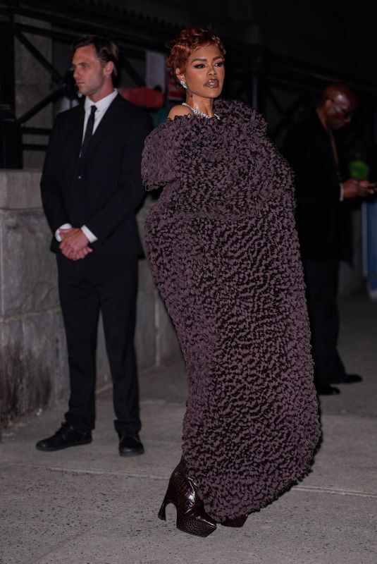 Quick News Bites tweet media