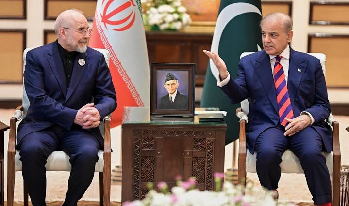 InfoGram tweet media