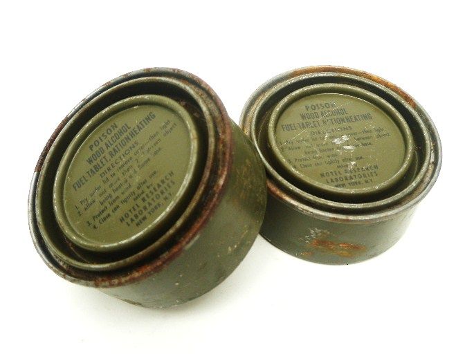 ShootingSHED's tweet photo. @fakehistoryhunt I still have some of these USA WW2. Somewhere... (image borrowed from navy sales)

They work well, just not in daylight as you cannot see the flame https://t.co/F8WOY3BSzy