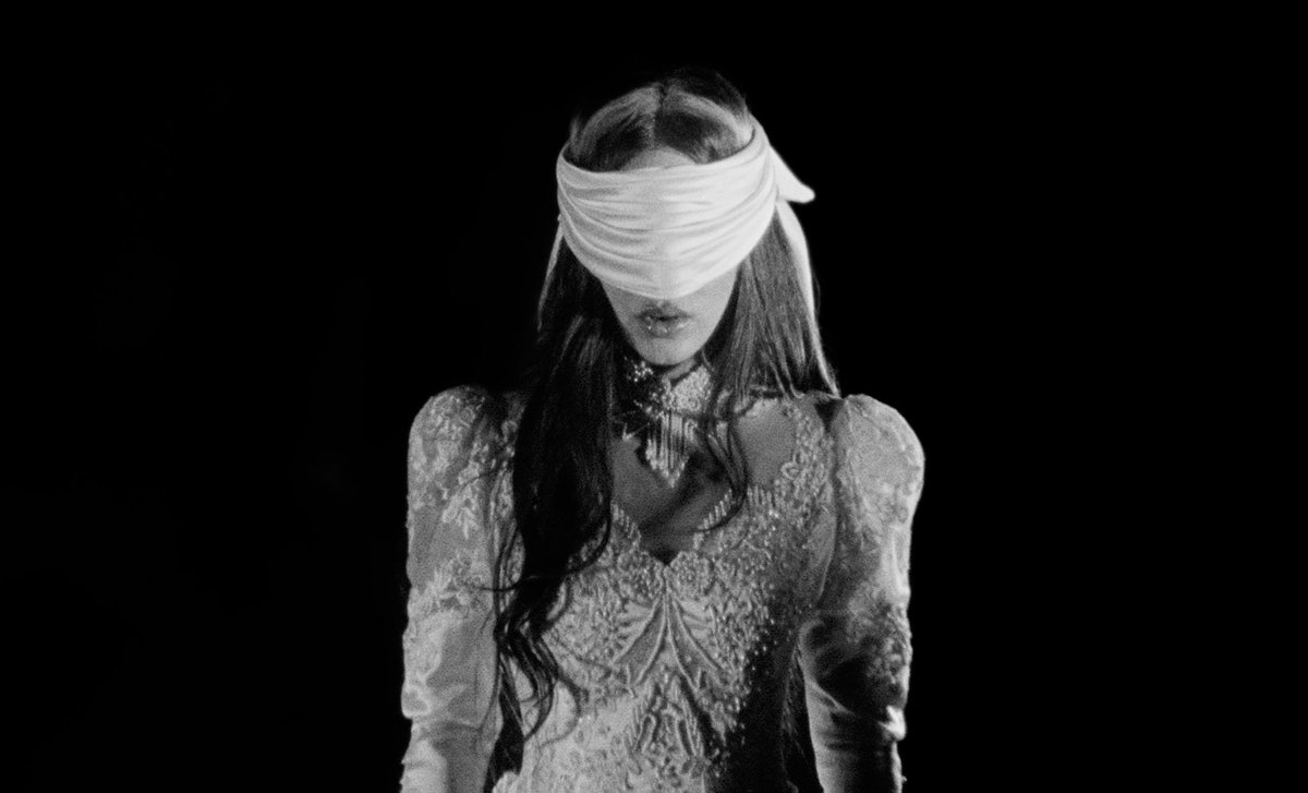 HOLA ROSALÍA tweet media